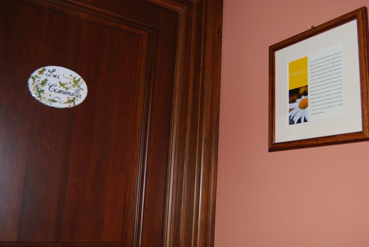 Hotel Locanda Da Carla ヴィジェーヴァノ エクステリア 写真