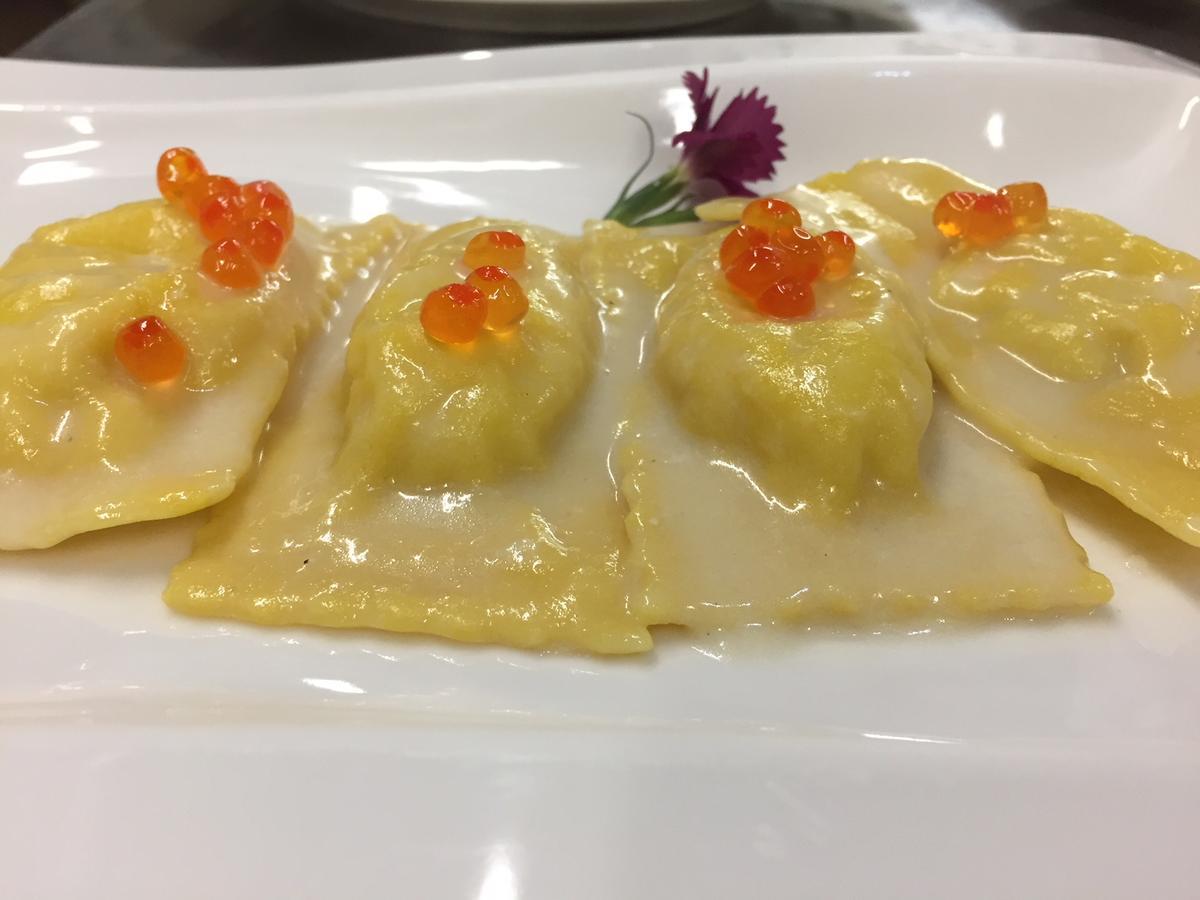 Hotel Locanda Da Carla ヴィジェーヴァノ エクステリア 写真